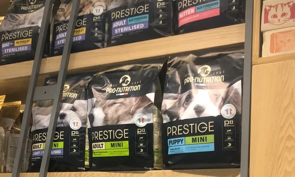 Pro nutrition prestige pet food in Petopia pet Abu Dhabi